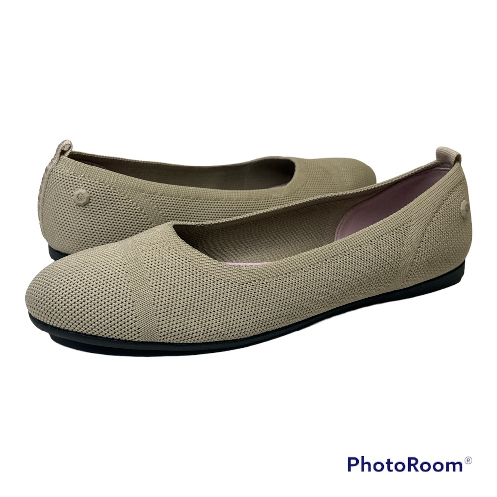 Giesswein beige Flats size 9 EU 40